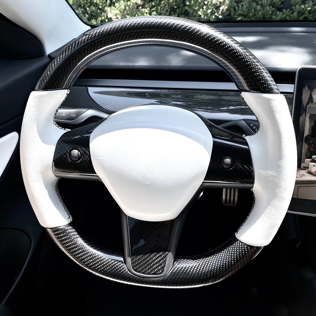 Custom Round Carbon Fiber Steering wheel for Tesla Model 3 / Y