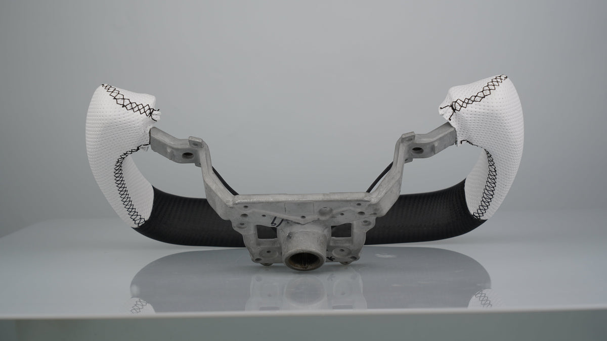 Yoke Steering Wheel Upgrade For Tesla Model 3 Highland / Model Y Juniper